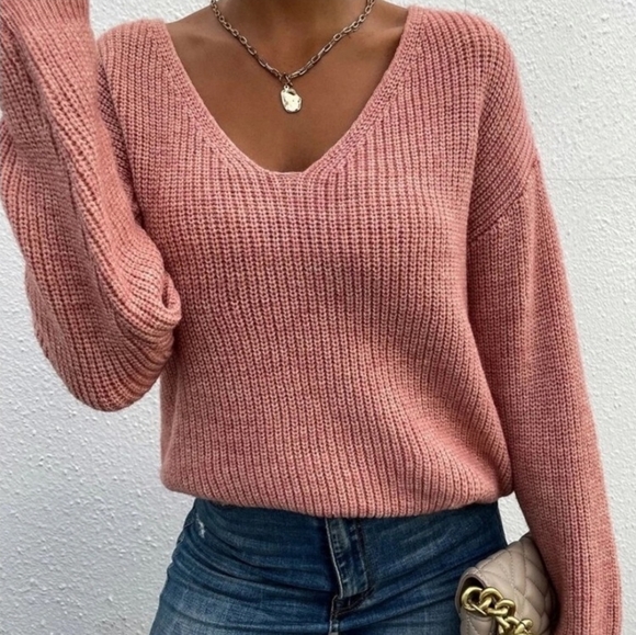 Pink knit sweater with sexy lace up back - Picture 4 of 6
